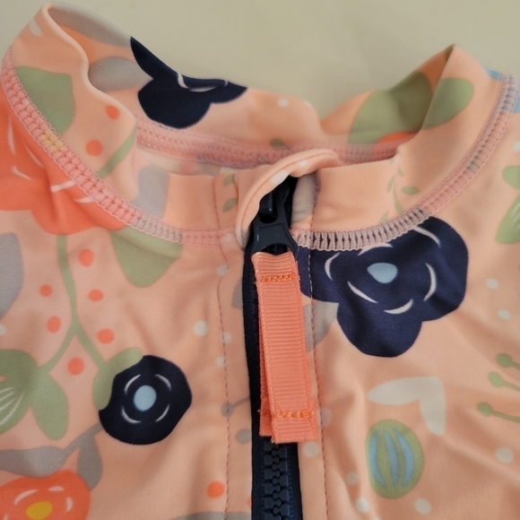EUC Bouncing Blooms Long Sleeve Zipper Rash Guard Swim Top Floral Pink Girls 2T - Picture 5 of 7